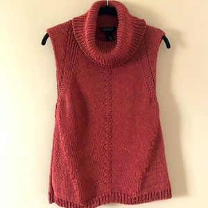 White House|Black Market Sleeveless Sweater Sz M